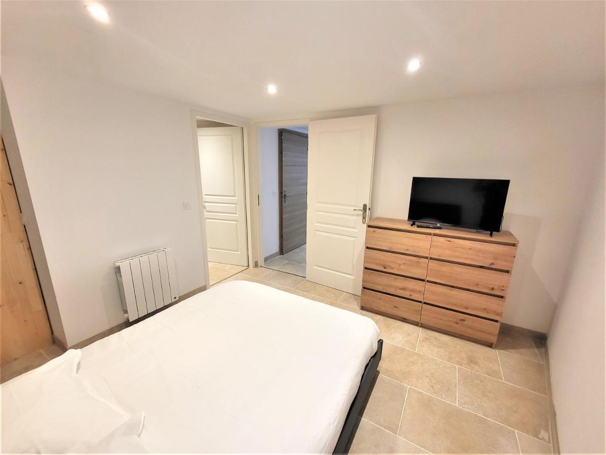 Joli T2 1Er Etage Wifi/Verdon/Centre Ville กาสเตลลาน ภายนอก รูปภาพ